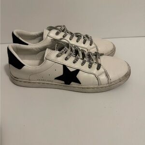 Vintage Havana Est 1954 White Leather Black Star Sneakers Women's Size 37 7 1/2
